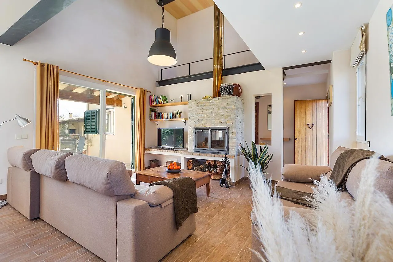Chalet Fincas Mallorca Family House With Pool 8Pax Campos